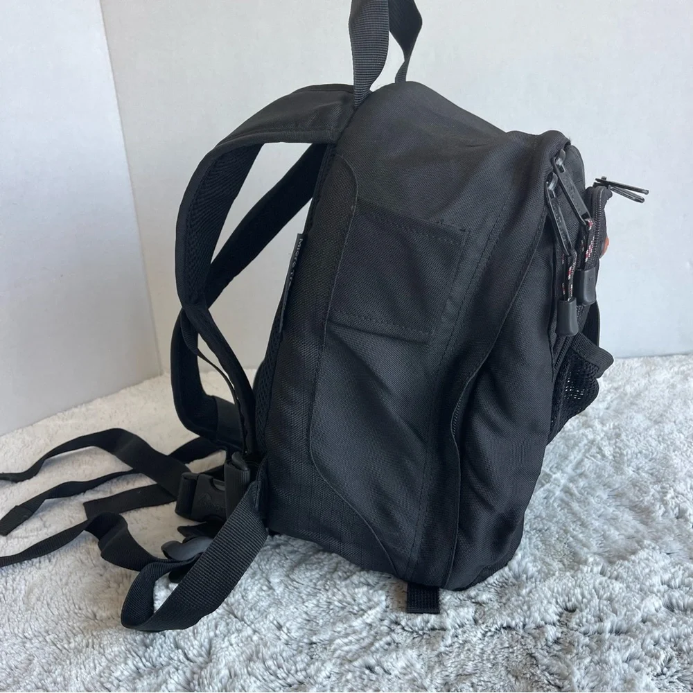 Lowepro Black Micro Trekker 100 Lightweight Camera Backpack w Hip Belt